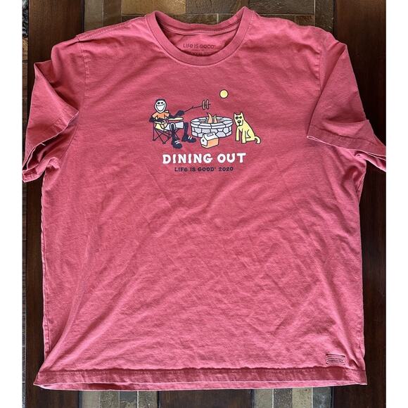 Life Is Good Shirt Men XXL Red Fire Pit Camping Dog Dining Out Hot Dogs Thrashed - Picture 2 of 7